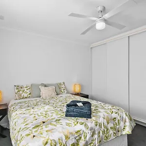 Malibu - , Perth Australia